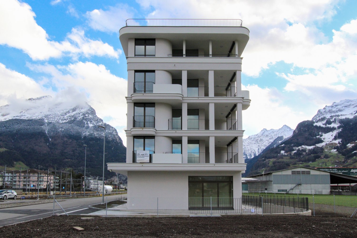 Neubau Mehrfamilienhaus in der Reussacherstrasse in Altdorf