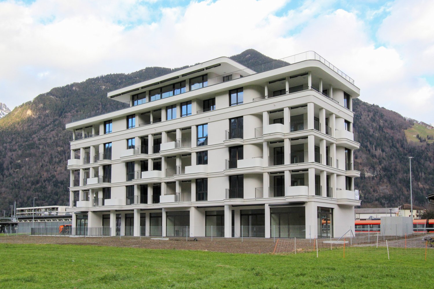 Neubau Mehrfamilienhaus in der Reussacherstrasse in Altdorf