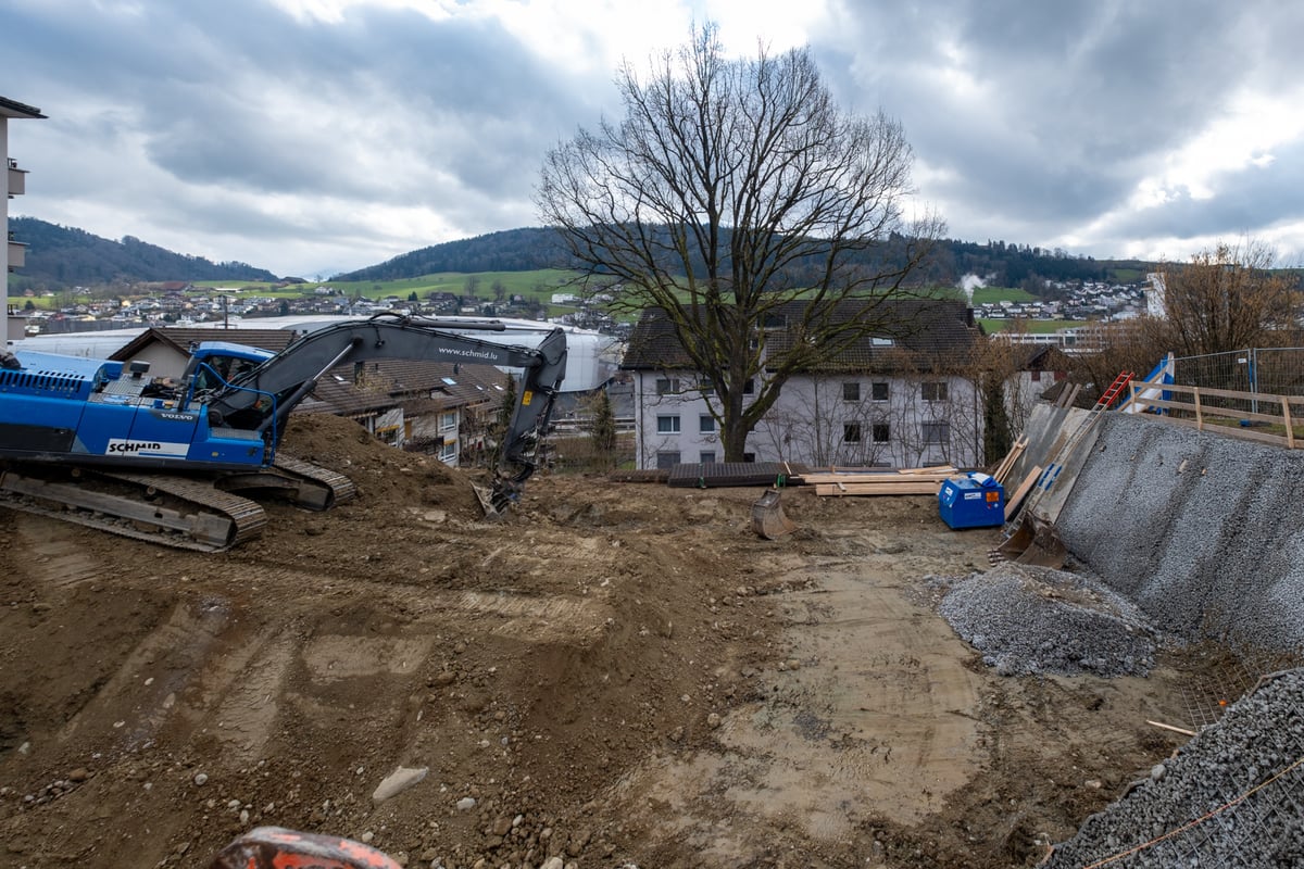 Baugrubenaushub für das MFH in Buchrain