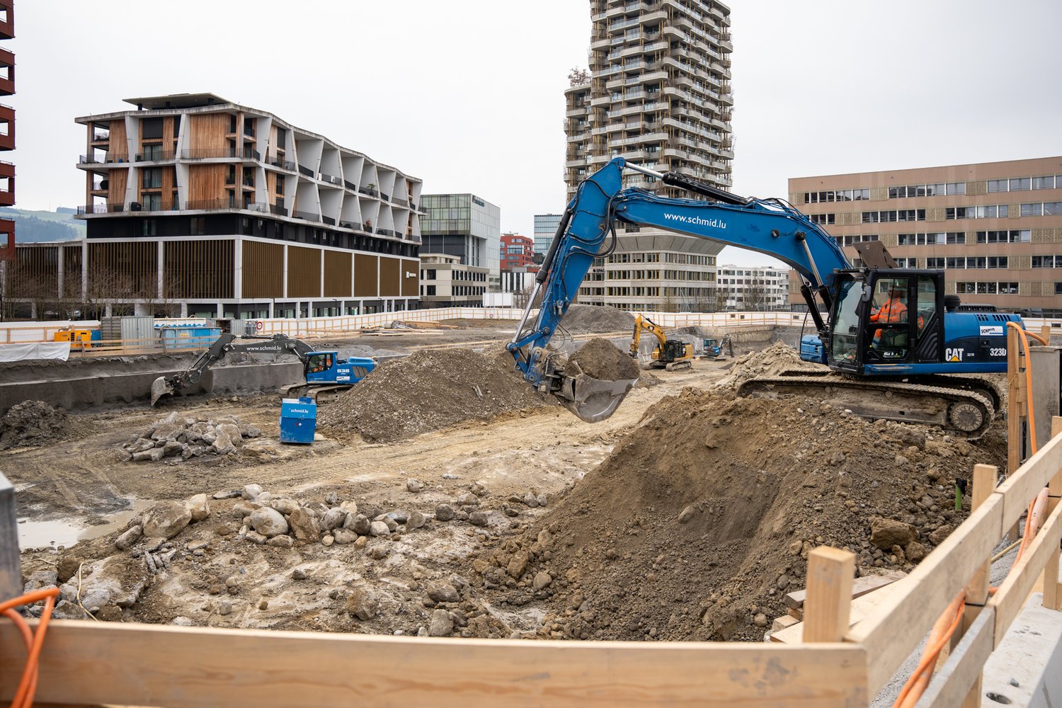 Tiefbauarbeiten beim Neubau Suurstoffi S43/S45 in Rotkreuz