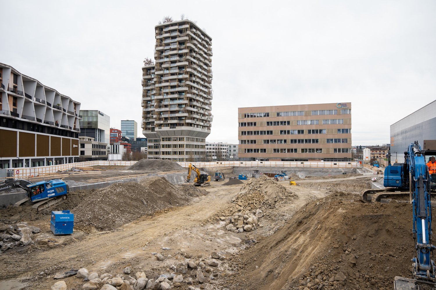 Tiefbauarbeiten beim Neubau Suurstoffi S43/S45 in Rotkreuz